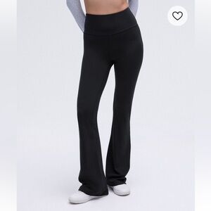 Lululemon Groove Nulu Super-High-Rise Flared Leggings